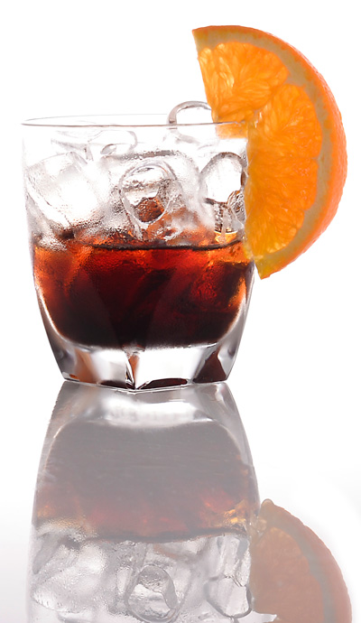 Bicchiere di Amaro Anima amara - Liquore di erbe aromatiche e arancia amara